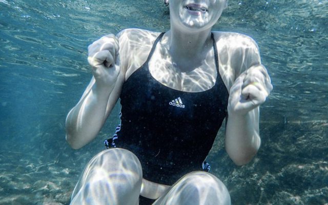 nager eau froide trend